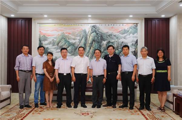 说明: //news.91-gc.org/__local/8/E7/94/E1EAA0DE775B55BE6D460EF2F45_FE6D076B_23F44.jpg